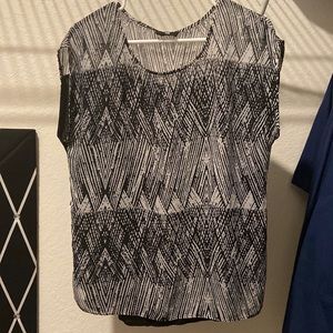 *DONATED* Black and white blouse